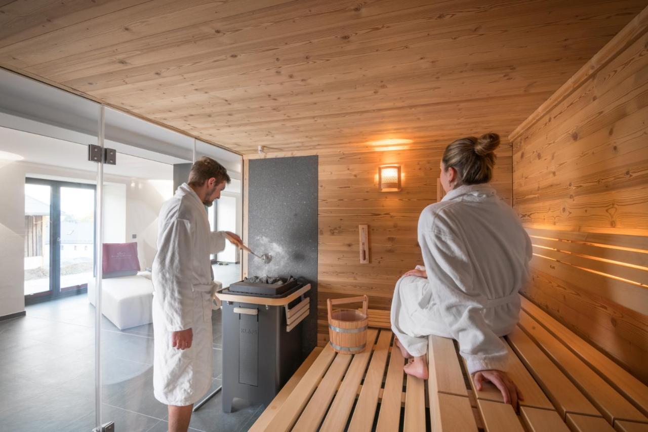 Chalet-Ferienwohnung Aehrenglueck, 70 Qm, Wellness/Fitness/Sauna - Bergroedelhof Feilitzsch Exterior foto
